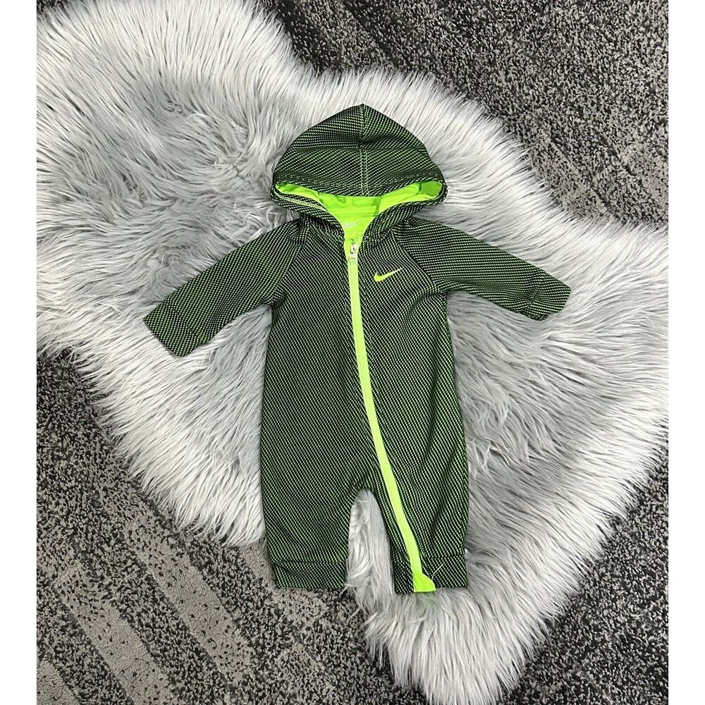 Nike Infant Boy's Full-Zip Hoodie One-Piece Green 56-F753 size 3M